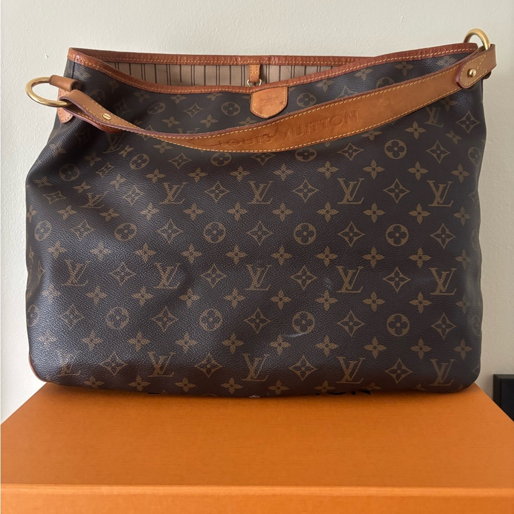 Louis Vuitton Monogram GRACEFULLY